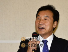손학규, 김종인 SOS 질문에 “좀 더 생각”…안철수 질문엔 “글쎄”
