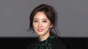 이청아, ‘운빨로맨스’ 합류… 황정음·류준열과 삼각 로맨스