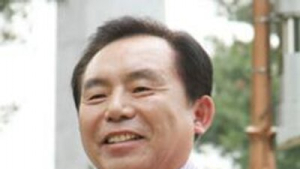 [4.13 총선] ‘불사조’ 이인제 날개 꺾였다… 7선 실패