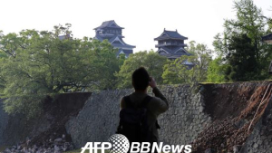 [포토] 일본 구마모토현 지진…“국가 중요문화재까지…”