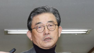 “이한구가 80~90% 잘못”…탈당파 복당 신청 1호 안상수 연일 공격