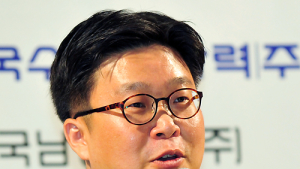 ‘독도 지킴이’ 서경덕 교수, 200억 기부물품 빼돌렸다? “미리 협의된 것”