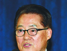 박지원 “비박계 의원들 국민의당 합류하면 좋지만… 정계개편은 아니다”
