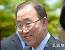 [친절한 쿡기자] 반기문, 어쨌든 “대선 출마 않겠다”는 ‘워딩’ 없었다