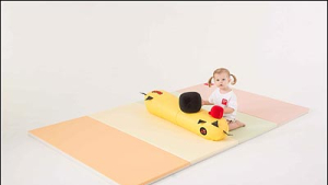 디자인스킨, 유아용 접이식 매트 ‘캔디매트 듀얼’ 출시