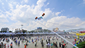 “축제 가득한 경북에서 여름휴가 보내자”