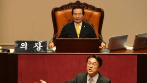 정치 九단들 다 어디갔나? 아마추어 ‘야당’ 비웃는 이유