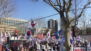 박 前대통령 검찰 소환 앞두고 태극기집회 열려
