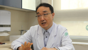 [쿠키가 만난 명의] 이대목동병원 고영도 교수 “척추수술은 환자별 맞춤 진료가 중요”