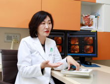[쿠키가 만난 명의] 이대목동병원 정성애 교수 “염증성장질환 임신에 지장 없어…용기 갖고 적극 치료받아야”