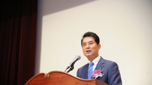 류영진 식약처장 “국민의 마음 읽는 기관 되겠다”