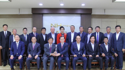 농협대구본부, 상호금융 예수금 8조원 달성탑 행사
