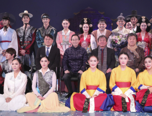 송하진 도지사,  '2017 전북 문화인의  밤'  참석