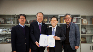 해동과학문화재단 김정식 이사장,  전주대학교에 발전기금 5억원 기부