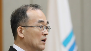 문무일 검찰총장 “국민, 검찰개혁에 관심 커…개선방안 모색에 동참해 달라”