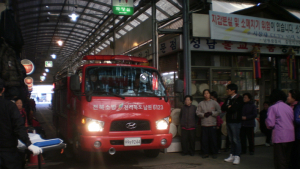 남원시, 전통시장 소방출동로 확보 훈련 실시