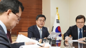 김동연