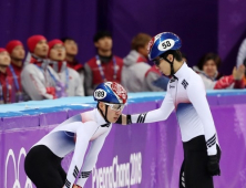 황대헌, 쇼트트랙 남자 500m서 은메달…임효준 동메달