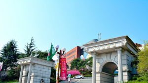 호산대, “모녀와 형제가 학과 선후배”