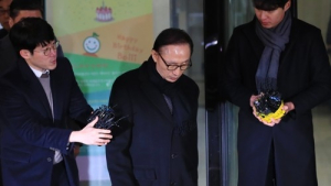 [친절한 쿡기자] MB, 검찰에 피의자 신분 출석…이번에도 부인할까