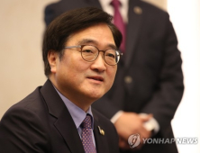 우원식, ‘미투’ 운동 지지 “정치적 공세 안 돼”