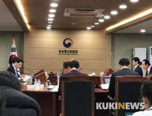 방통위 “국내 휴대폰, 처음에는 싸고 시간 지나면 비싸진다”