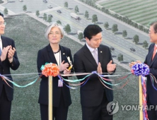 '공장 짓고 투자 하고'… 文 대통령 신남방정책에 발 맞추는 재계 3세