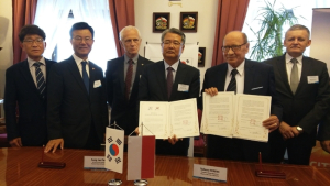 사천시, 폴란드 제슈프시와 항공산업 협력 MOU 체결