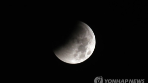 21세기 최장 개기월식과 화성의 ‘우주쇼’ 함께 펼쳐져