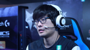 [롤챔스] 그리핀·젠지, 12승 신고…SKT 창단 첫 P·S 좌절 (종합)