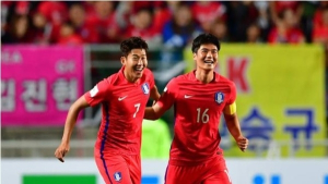 적으로 만난 손흥민-기성용, EPL 개막전서 맞대결 가능성