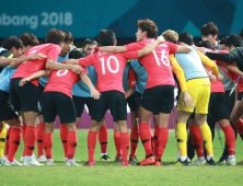 ‘황의조 해트트릭’ 한국, 우즈벡 4-3 꺾고 4강 진출