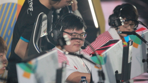 [아시안게임 롤] 중국, 준결승 2세트서 대만에 복수… 1-1 동점
