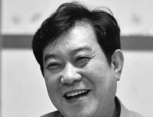 [美소] 국악인 이태백
