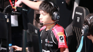 [롤드컵] EDG, 전승 조 1위 안착…G2는 슈퍼매시브에 패배 (종합)