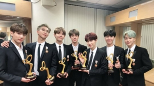 '6·25 전쟁 언급' BTS 수상소감에 뿔난 중국 네티즌...이유가?