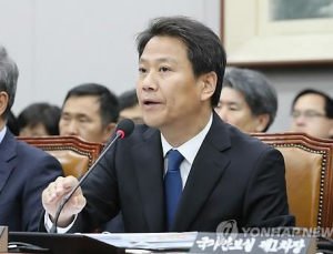 임종석 “철도, 남북 잇는 데 끝나지 않아…상상력 열어야”