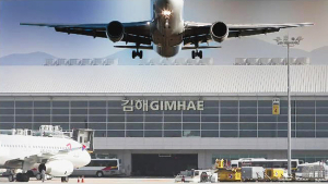 김해공항, 국제선 승객 천만명…정부 예측보다 7년 앞당겨