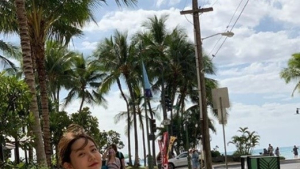 한그루, 해외여행 근황 공개 