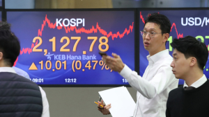 코스피, 기관 ‘사자’로 하루 만에 반등…2127.78 마감