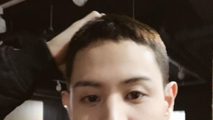 양요섭, 24일 의경 입대… 자필 편지+까까머리 공개