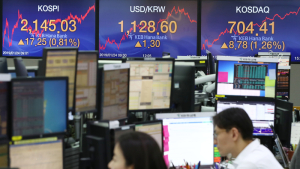 코스피, 외인 ‘사자’로 2145.03 마감…코스닥 700선 돌파