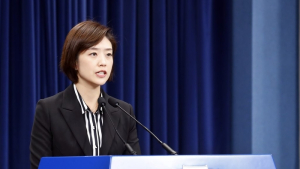고민정 청와대 부대변인도 사표…“지난주부터 출근 안해”