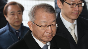 양승태, 연휴 마지막 날 검찰 조사서도 혐의 부인
