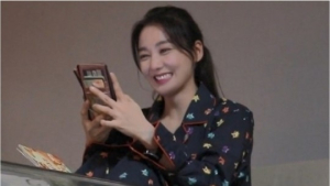 '공복자들' 이소연, 밤중 공복 활동부터 팩 붙이고 기괴 춤까지 선보였다