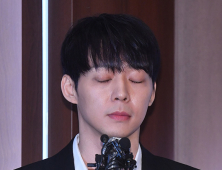[친절한 쿡기자] 다리털에 부정당한 JYJ 박유천의 인생