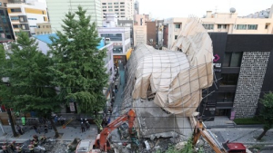 '잠원동 붕괴 사고' 철거·감리업체 압수수색