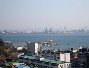 포스코 직원, 근무중 온몸 뼈 부서진 채 사망…경찰 원인조사 주력