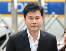 23시간 밤샘조사 마친 양현석, 혐의 대체로 부인