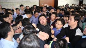 패스트트랙 검찰송치…한국 “국회의장 수사 먼저”
